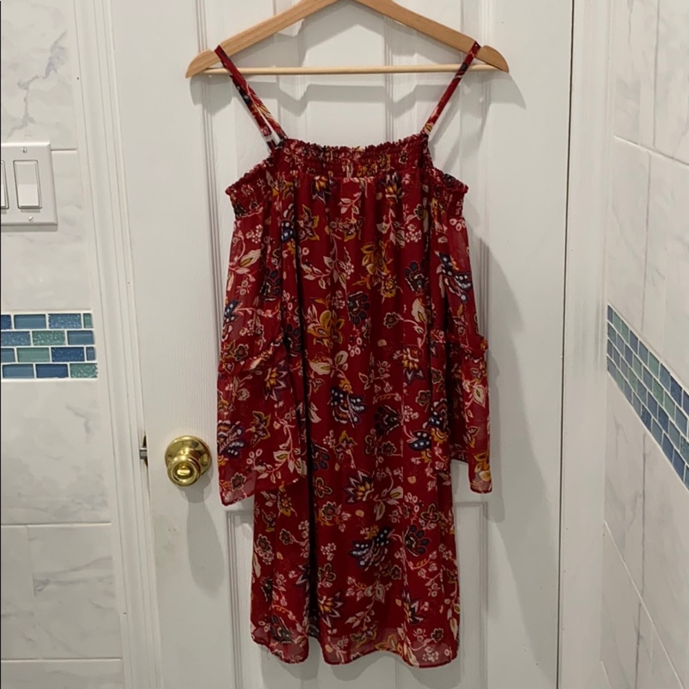 💫 Floral Open Shoulder Dress